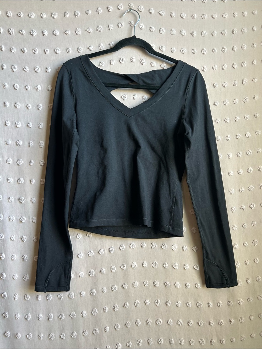 Athleta Shanti Long Sleeve Crop Top Sz‎ M Black